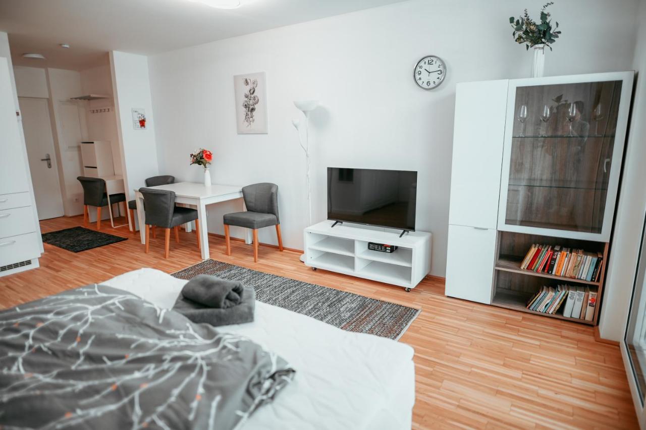 Vienna Danube Apartment 45 Buitenkant foto